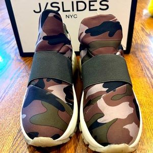 J Slide Slip on sneakers